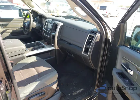 2018 Ram 1500 Slt 4X2 6'4 Box from USA, damaged, VIN 1C6RR6GT4JS173579